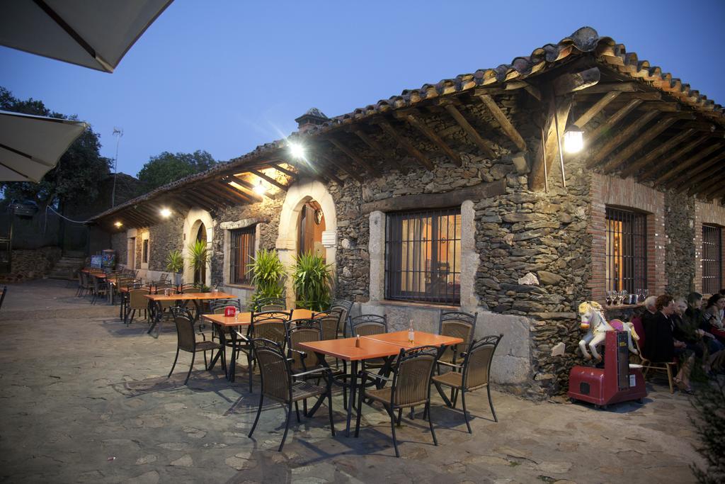 Complejo Rural El Prado Hotell Logrosán Exteriör bild
