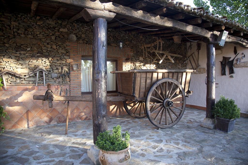 Complejo Rural El Prado Hotell Logrosán Exteriör bild