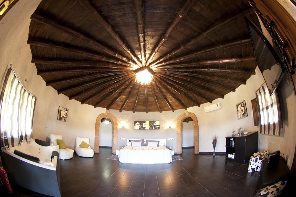 Complejo Rural El Prado Hotell Logrosán Exteriör bild