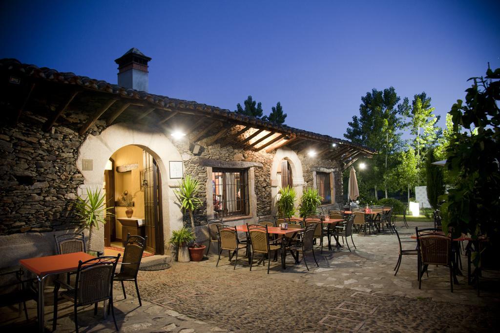 Complejo Rural El Prado Hotell Logrosán Exteriör bild