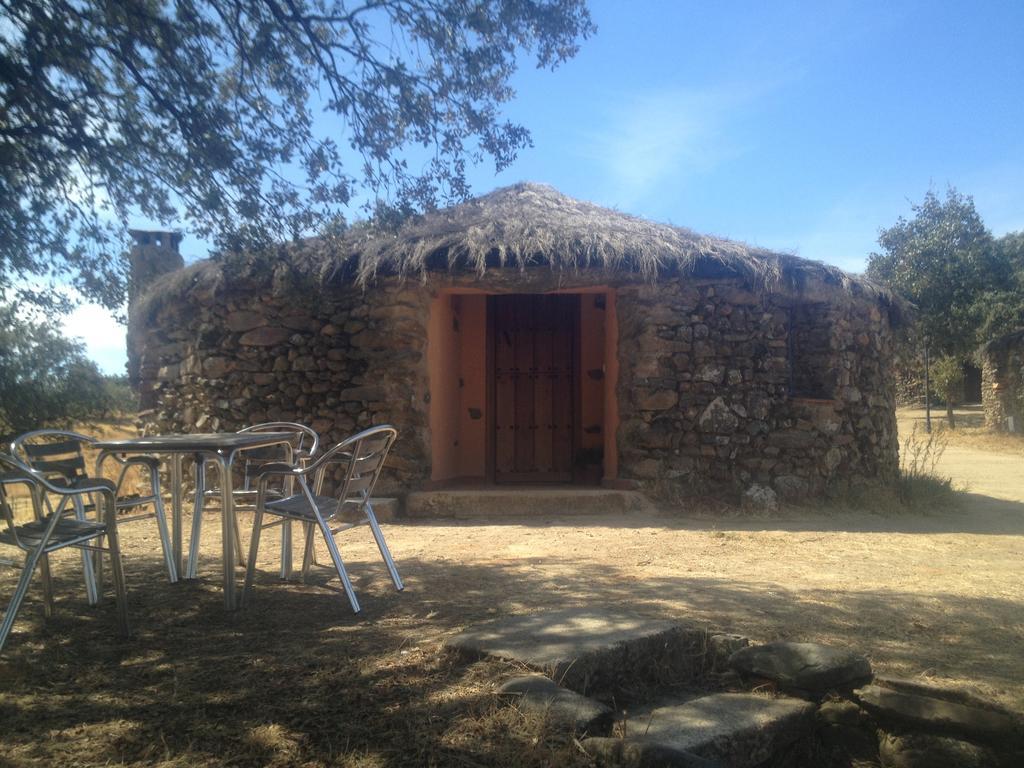 Complejo Rural El Prado Hotell Logrosán Rum bild